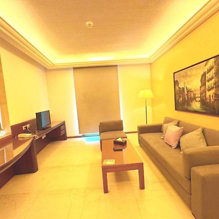 King Suites Hotel Beirut Exterior photo