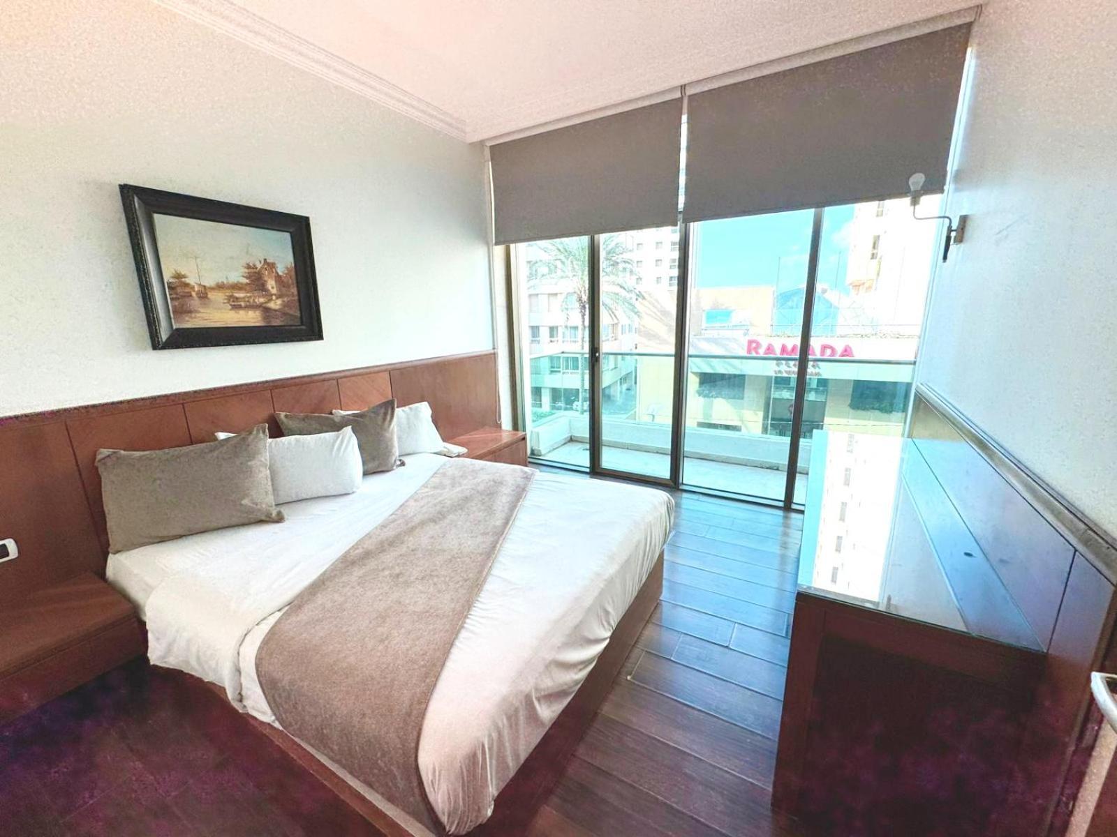 King Suites Hotel Beirut Exterior photo