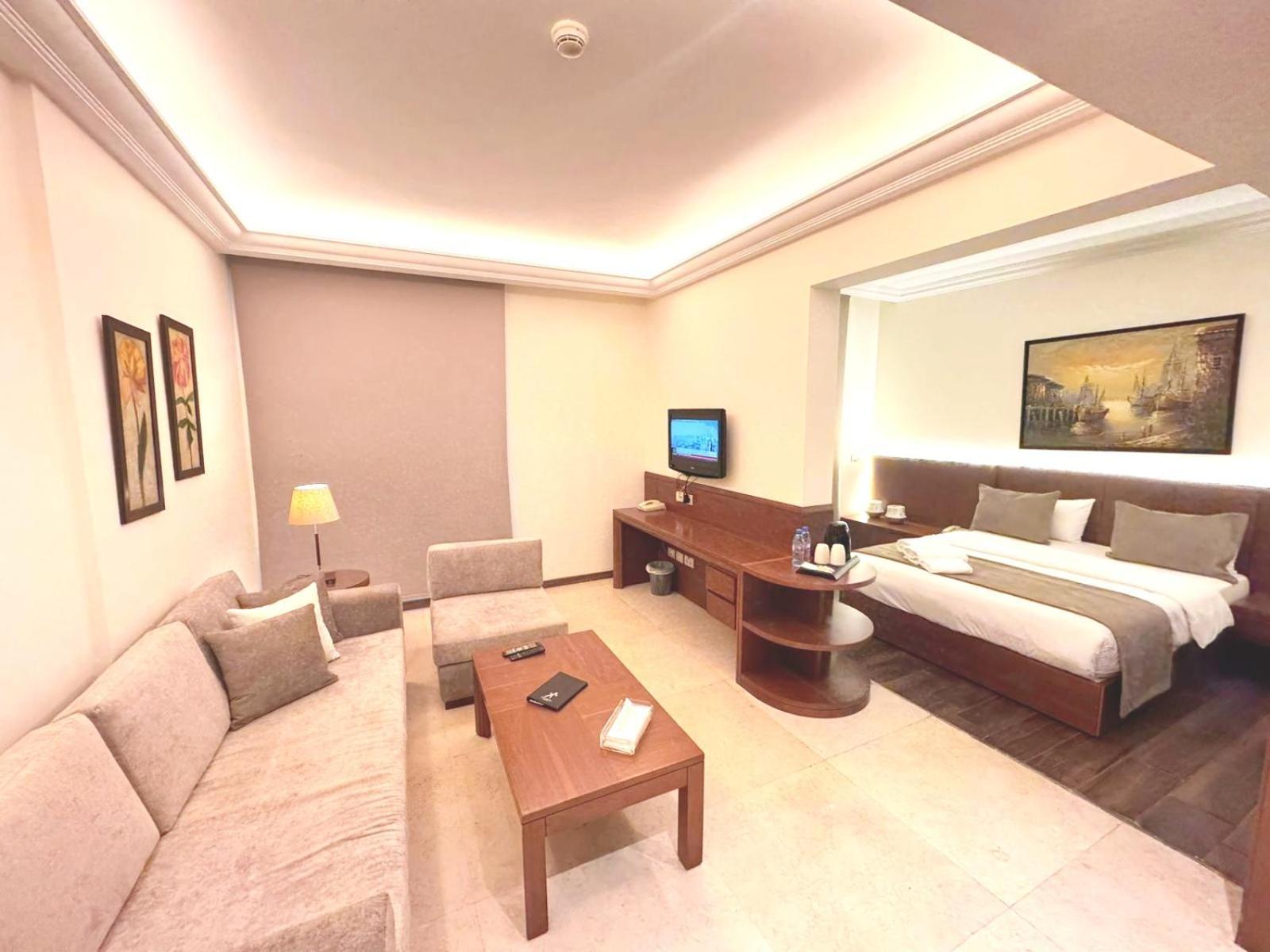 King Suites Hotel Beirut Exterior photo