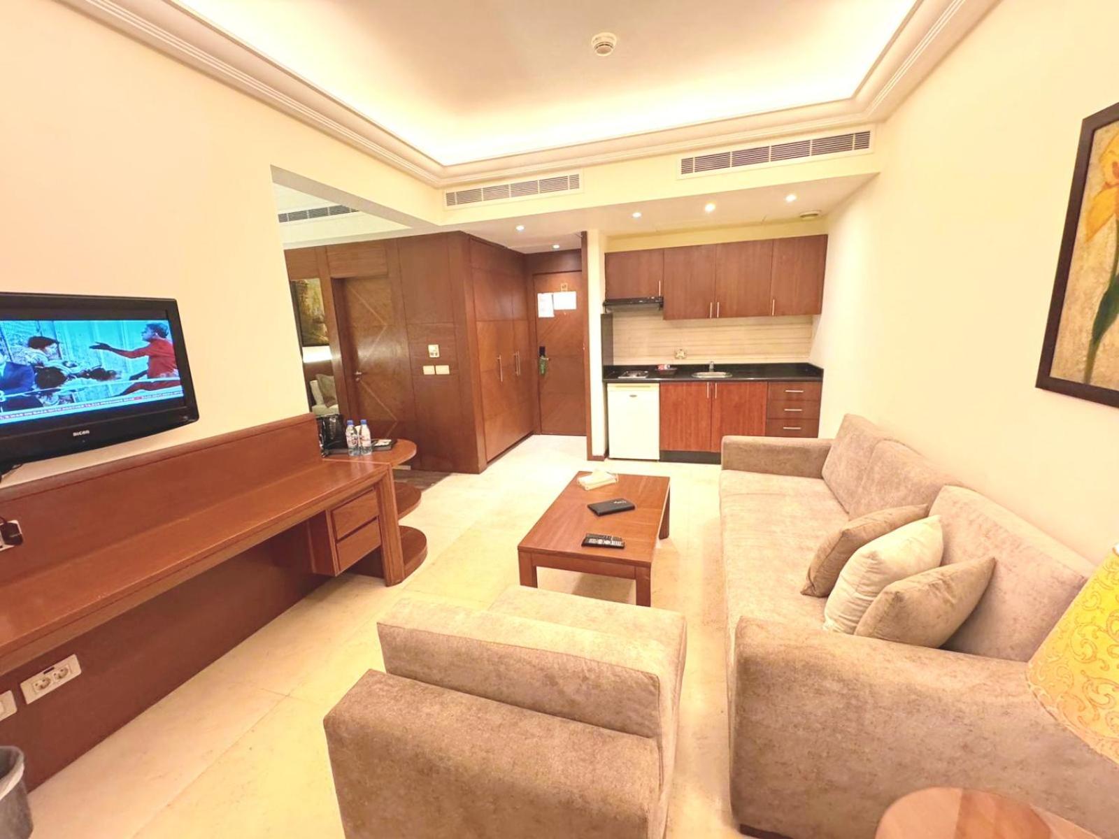 King Suites Hotel Beirut Exterior photo
